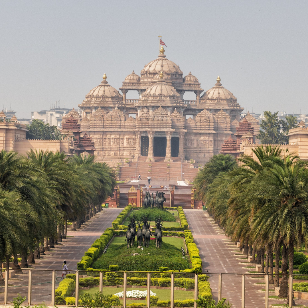Akshardham Temple- Top Weekend Getaway Places near Noida