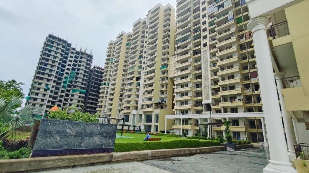 AIGIN Royal Apartment in Greater Noida
